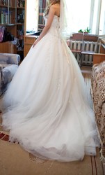 Продаю эксклюзивное свадебное платье итальянского пошива