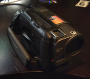 Аналоговая Видеокамера SONY CCD-TR730E