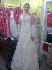Бежевое свадебное платье,  Алматы,  срочно
