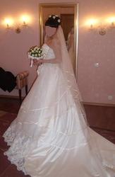 Продам свадебное платье,  Алматы (Ŧ 90.000)
