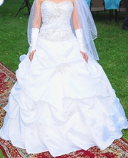 Прадаю платья свадебное 
