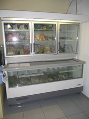 Витринный немецкий  холодильник,  температура -10-18