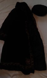 Продам казахский народный костюм с головным убором