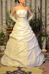 Продам оригинальное свадебное платье