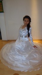 Казахское свадебное платье (платье на Кыз Узату)