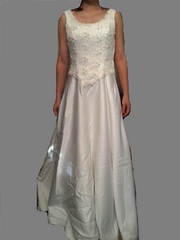 свадебное платье,  25 000 тенге