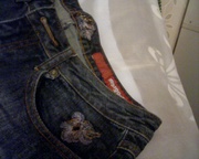 джинсы с вышивкой 46р