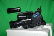 Продам профессиональную видеокамеру Panasonic-NV-MD10000